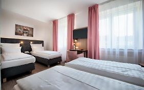 Home Hotel