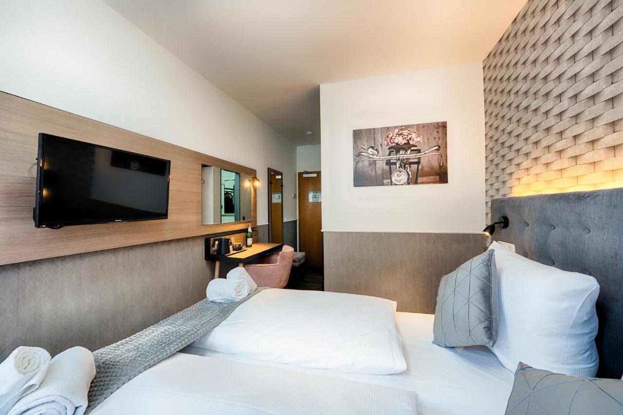 Home Hotel Dortmund Buitenkant foto