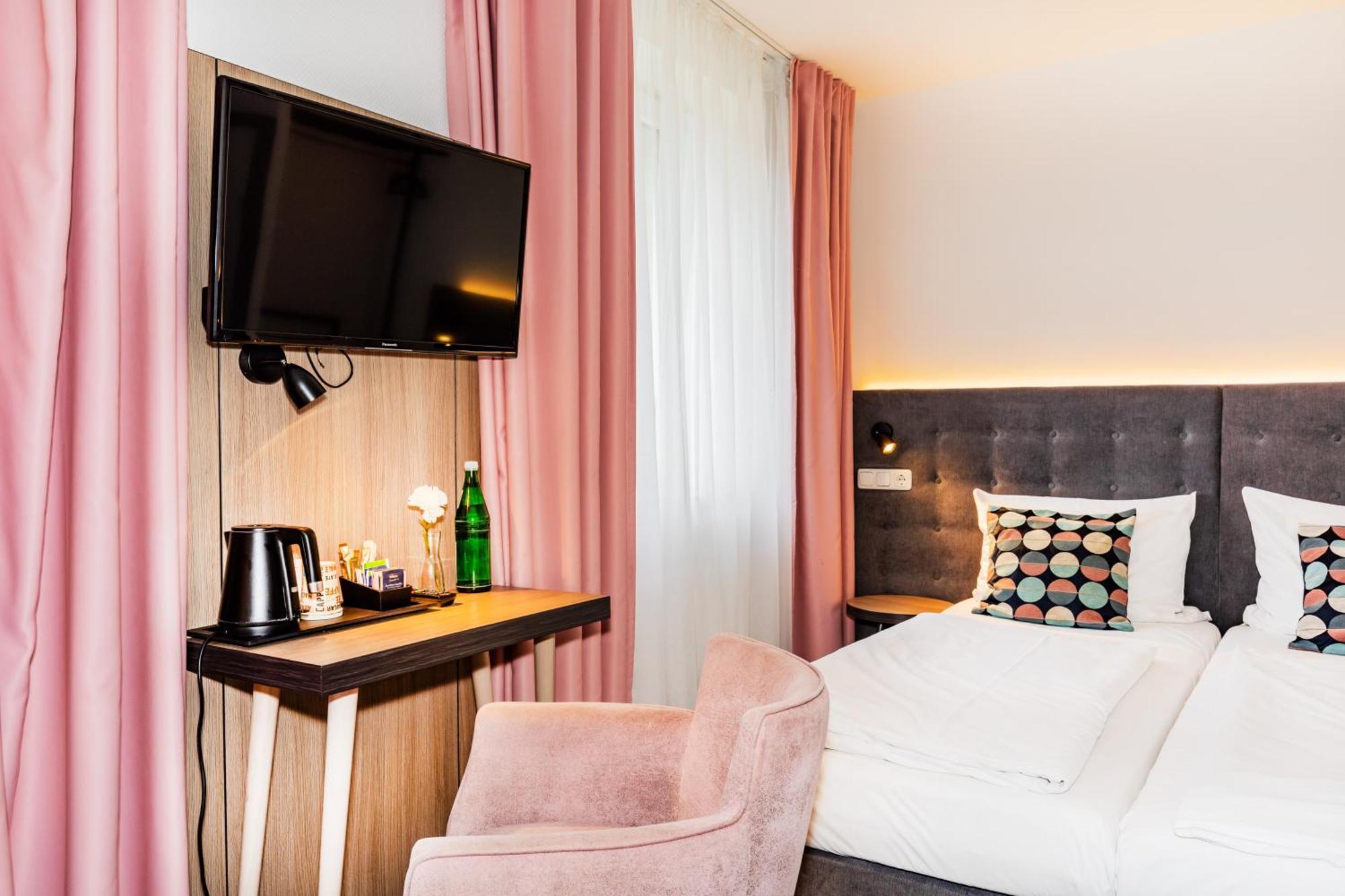 Home Hotel Dortmund Buitenkant foto